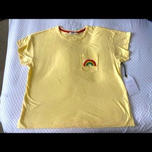 LAST CHANCE SALE! VINTAGE RAINBOW 🌈 TSHIRT